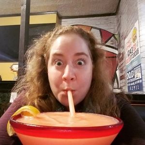 Meet your Posher, Tori